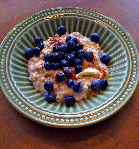 Oatmeal with Blueberries